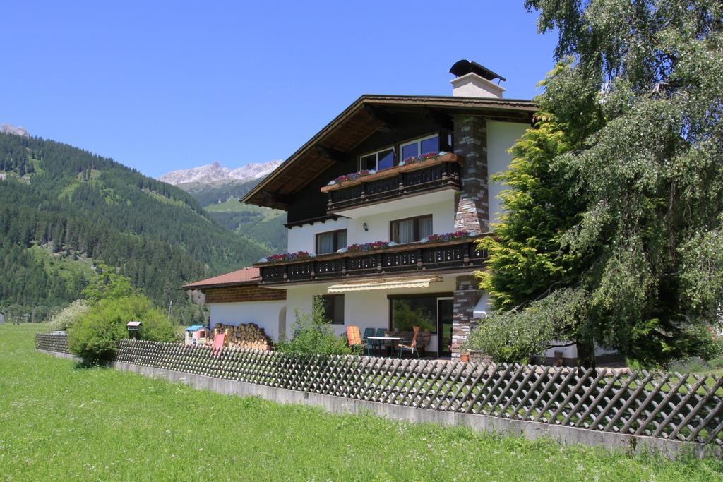 Appartement De Luxe - 140M² Elbigenalp Szoba fotó